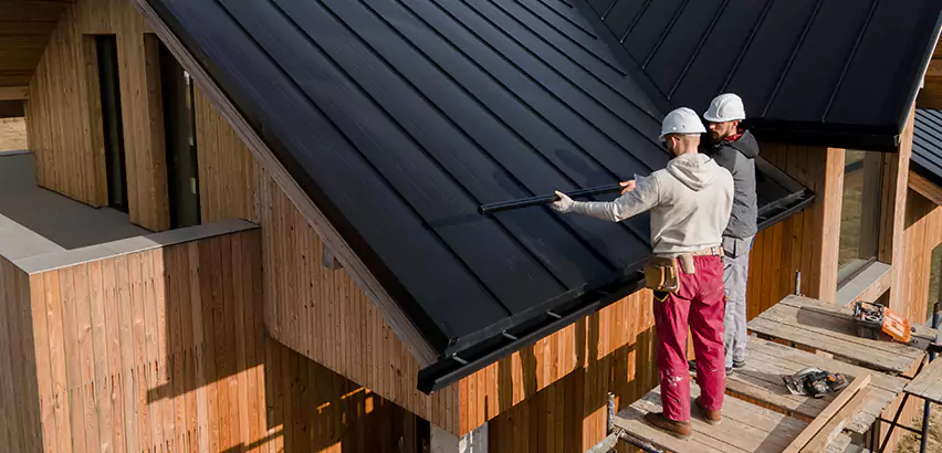 Professional Barn Roof Repair Services in Naperville, IL
