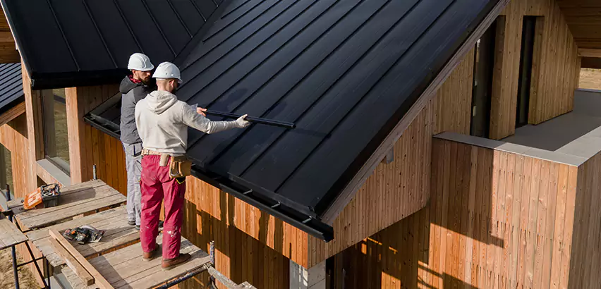 Metal Roof Maintenance in Naperville