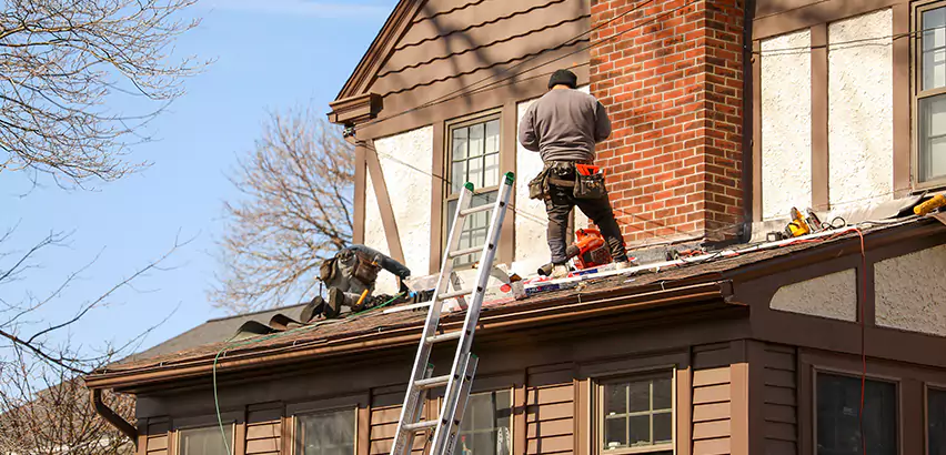 Roof Siding Trim Repair in Naperville