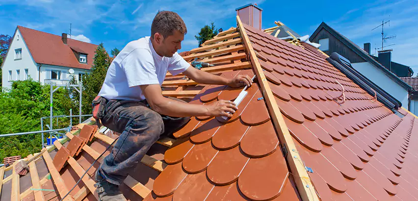 Broken and Cracked Tile Repair in Naperville