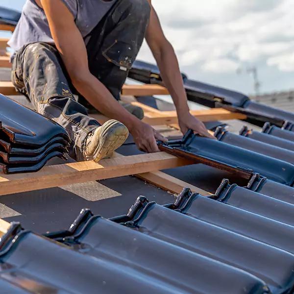 Why Naperville Homeowners Choose Naperville Roofing Pro for Roof and Gutter Repair?
